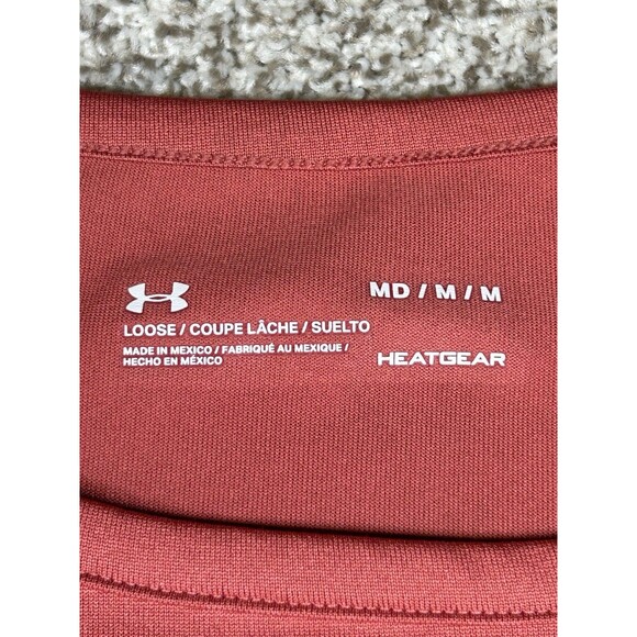 Under Armor Top Size Medium Pink Breathable Loose Fit HeatGear - Picture 2 of 6
